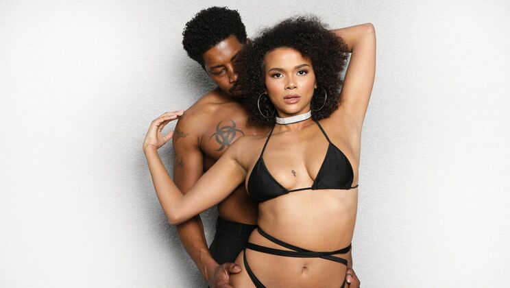 AllBlackX - Isiah Maxwell - Alina Ali - She Wants It / 25.06.2021