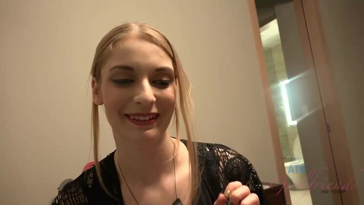 ATK Girlfriends - Ela Darling - Ela Darling In Ela Wants To Document The Moment, And Then Theres A Creampie / 16.05.2021