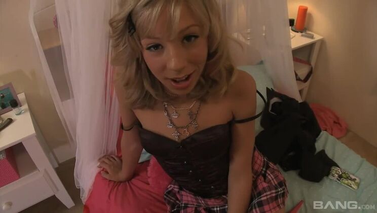 BANG.com - Chastity Lynn - Chastity Lynne Gets Her Face Splattered With Cum After Raw Sex / 24.07.2021