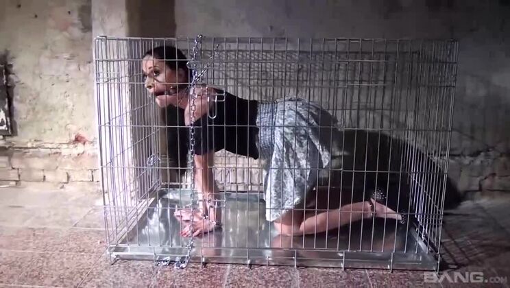 BANG.com - Clair Brooks - Clair Brooks Has Her Arms And Titties Bound With Tightly Strung Rope / 03.08.2021