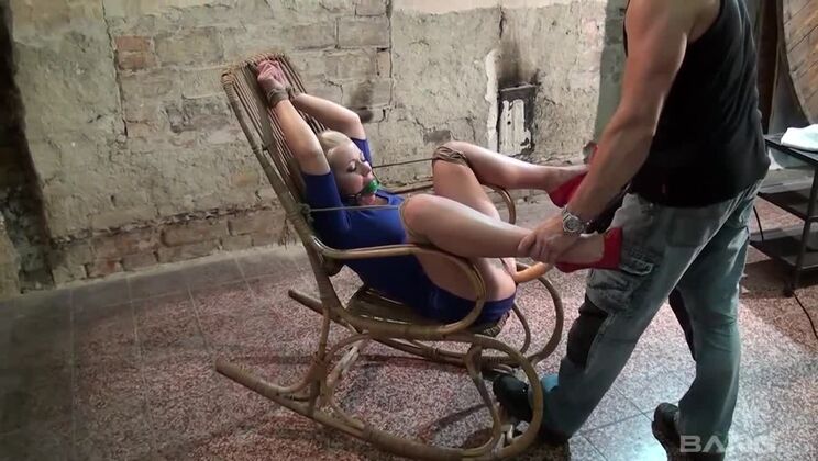 BANG.com - melanie crush - Melanie Crush Moans With Pleasure As Her Dom Uses A Fucking Machine On Her / 11.07.2021