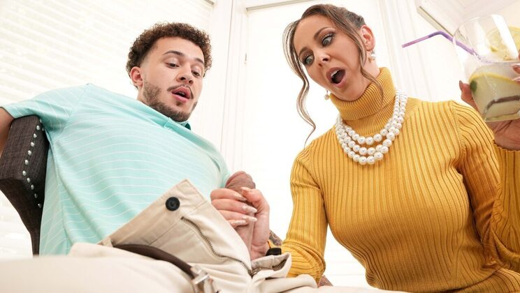 Brazzers - Cherie Deville - Apollo Banks - Classy Suburban Wife's Cum Obsession / 12.08.2022