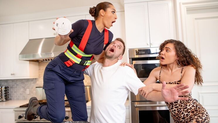 Brazzers - Vince Karter - Bella Rolland - Fiery / 12.06.2024