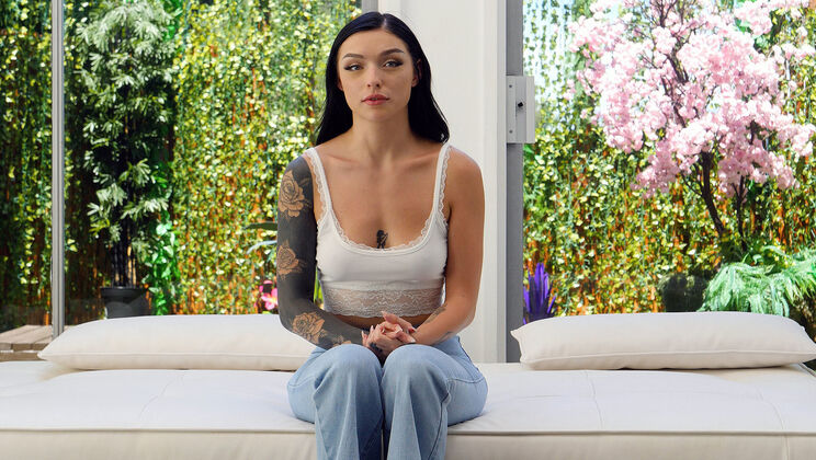 Casting Couch HD - Violet - Violet's Audition / 25.11.2022