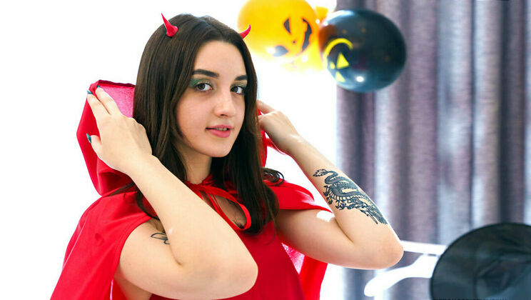 Club Sweethearts - Eva Tender - Halloween little Devil / 27.10.2022