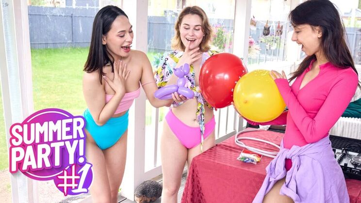 Club Sweethearts - Iris Murai - Roxy Muray - Ashly Rabbit - Come Party with Us - Part 1 / 11.08.2025