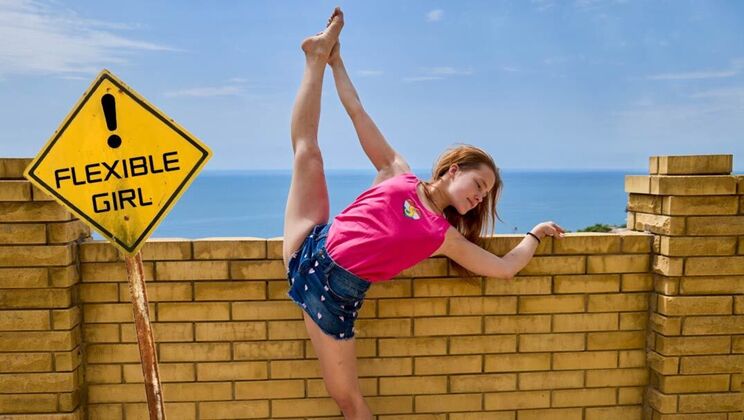 Club Sweethearts - Nicole Murkovski - Flexible sweetheart Nicole Murkovski / 29.05.2025