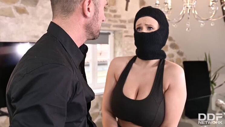 DDF Busty - Angel Wicky - The Kinky Criminal With Angel Wicky / 16.05.2021