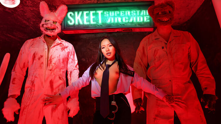 Exxxtra Small - Danny Mountain - Will Pounder - Asia Lee - Five Fucks At Skeet’s / 15.10.2023