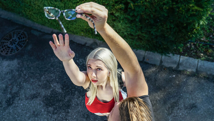 Exxxtra Small - Vince Karter - Roxy Risingstar - My Big Bully / 28.01.2021
