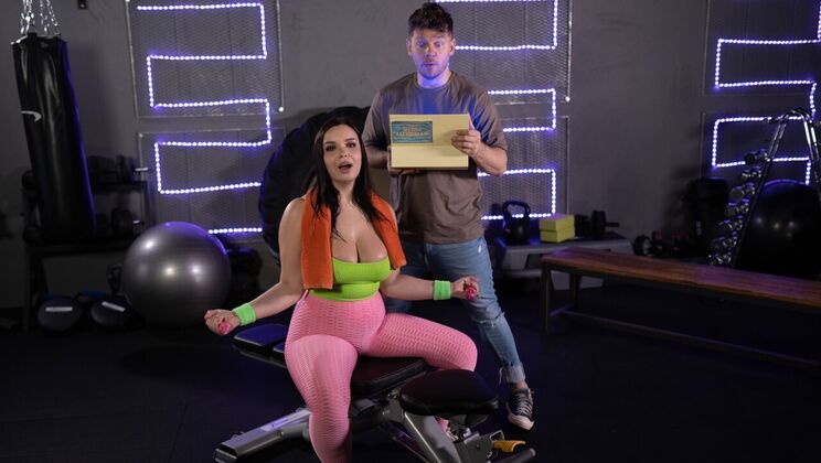 FakeHub Originals - Michael Fly - Sofia Lee - The Invisibility Cloak / 11.07.2023