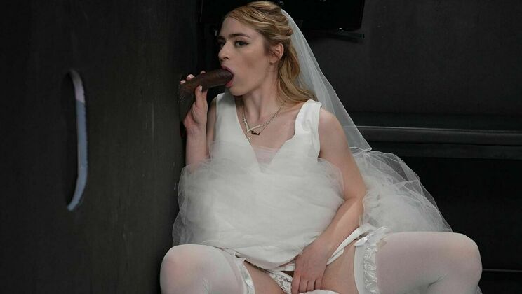 Glory Hole - Reese Robbins - Reese Robbins / 28.01.2023