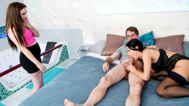 GrandparentsX - Caroline Mann - Peter P - Larissa W - Best present ever / 23.01.2022