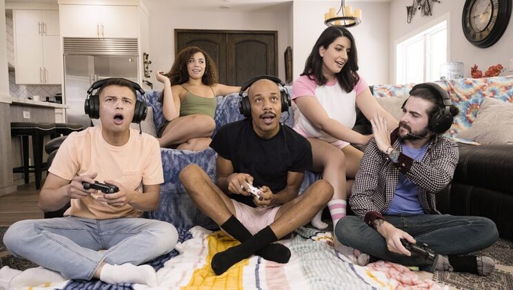 Hot Girls Game - Johnny Love - Willow Ryder - Dwayne Foxxx - Sarah Arabic - Fucking With The Gamers / 04.07.2023