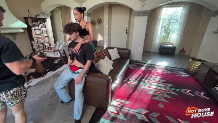 Hot Guys Fuck - Jenna Beck - Joe Brushetti - Joe Brushetti's cock won't go down thanks to Jenna Back. / 19.11.2024