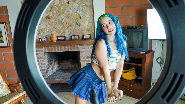 I Made Porn - Min Galilea - Soldier Huge Cock - Huge Delivery Fee / 14.09.2021