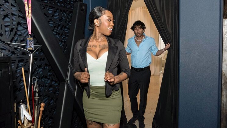 Look At Her Now - Baby Gemini - Zane Walker - Raunchy Realtor's Secret Room / 29.04.2024