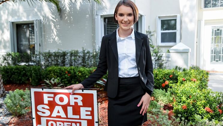 Look At Her Now - jmac - Natalie Porkman - Making The Sale 2 / 26.04.2021