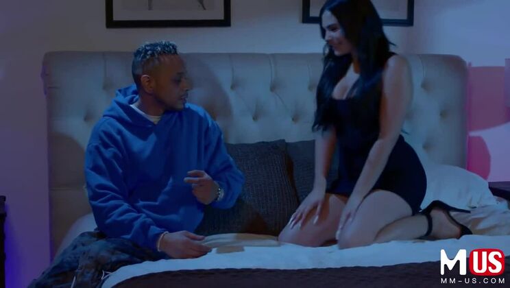 Model Media US - Violet Starr - Violet Starr - Meeting At All Costs / 06.02.2022