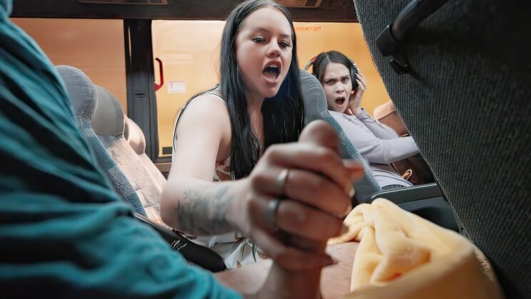 MOFOS - Kai Jaxon - Madalina Moon - Wild Bus Ride / 17.10.2024