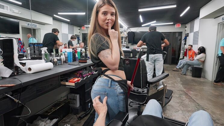 MOFOS - Parker Ambrose - Lucky Anne - At The Barbershop / 30.08.2024