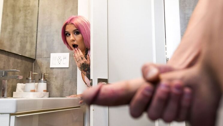 My Pervy Family - Luna Legend - Chris Lockwood - Stepsis Gotta Have It BIG!! / 24.11.2023