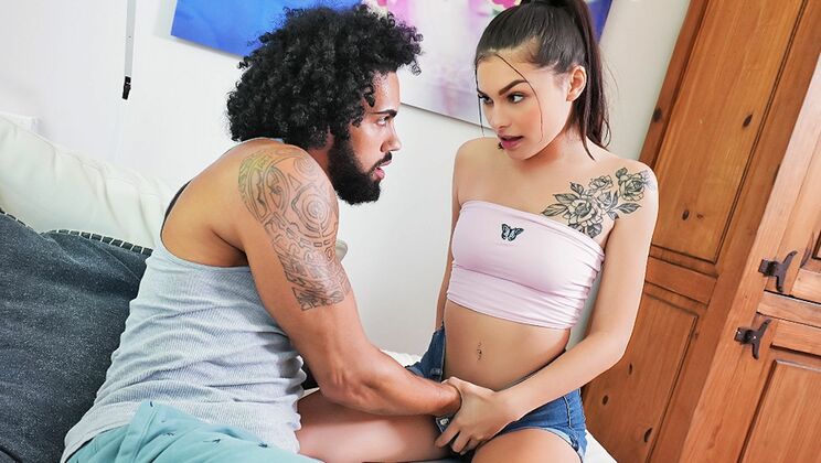 My Pervy Family - Reyna DeLaCruz - James Angel - You're Not Taking Advantage of Me... / 21.02.2022