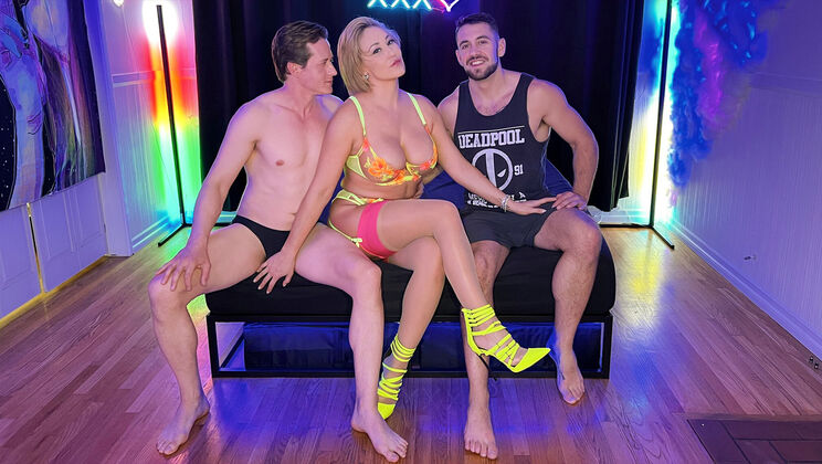 MYLF X Series - Ryan Keely - Dante Colle - Shawn Alff - Two is her Lucky Number / 22.08.2023