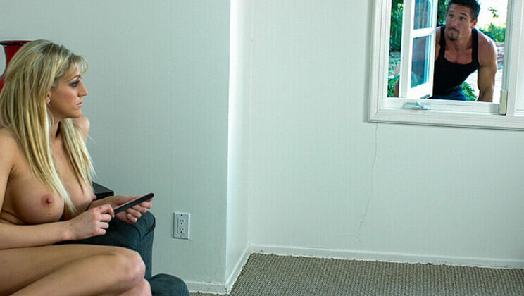 Neighbor Affair - Tommy Gunn - Eve Laurence - Hot and Sexy Eve Laurence fucks the peeping-Tom next door / 18.07.2021