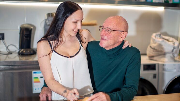 Oldje - Bella Angel - Luc B - Asking For Pleasure / 13.12.2023