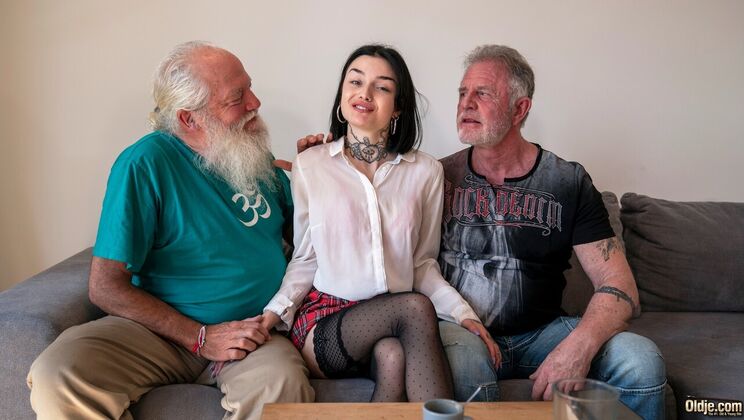 Oldje - Bruno - Chel - Snow DeVille - Hardworking Young Maid / 16.10.2023