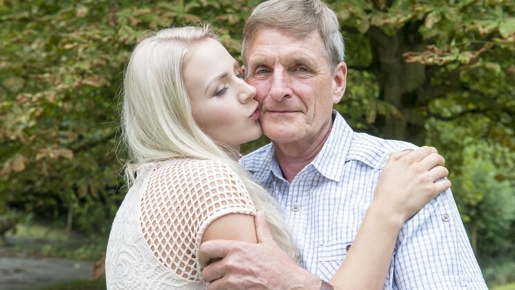 Oldje - Katy Sky - Patrik - Old Tree, Young Leaf / 30.01.2021