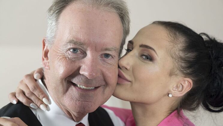 Oldje - Nicole Love - Boris - My Super Hot Assistant / 18.12.2021