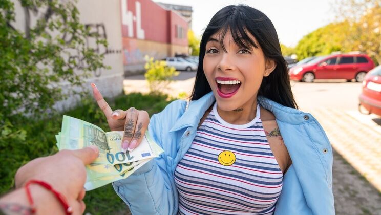 Public Agent - Athenea Rose - Cute Colombian Outdoor Sex / 16.08.2023