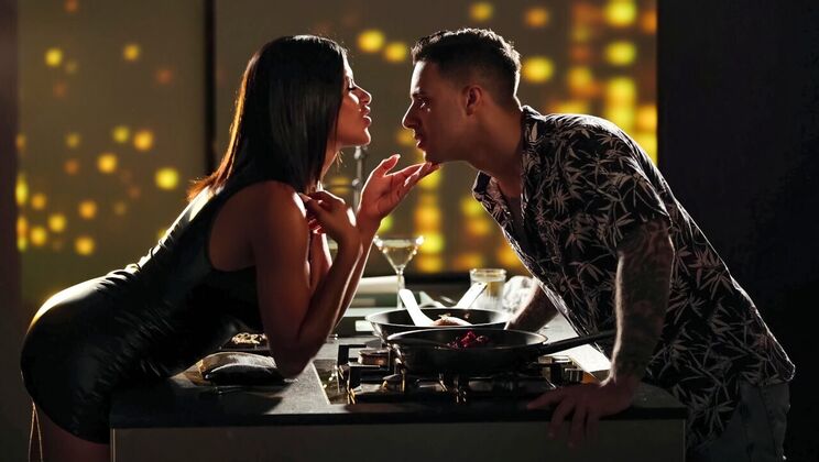 Sinful XXX - Sheila Ortega - Jack 23 - Try My Guy - Scene 2 - Have A Try / 17.01.2024