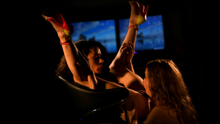 Sinful XXX - Stacy Bloom - Jayla DeAngelis - Business Unusual 2 / 26.11.2021