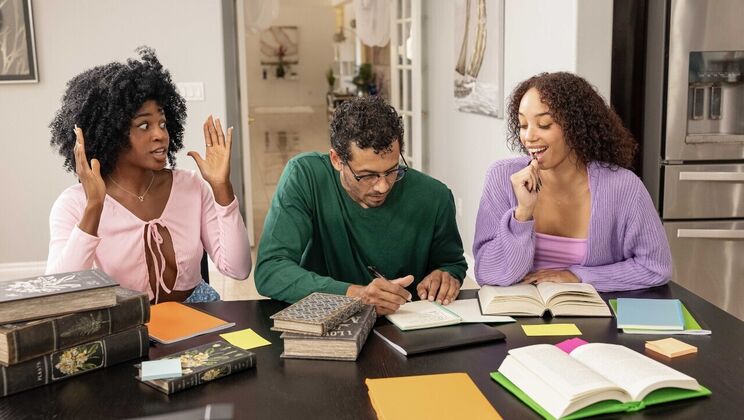 Sneaky Sex - Alex Jones - Alexis Tae - Nicole Kitt - College Cuties Study Big Dick / 08.10.2023