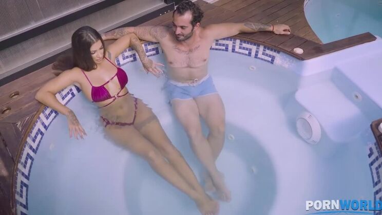 Susy Gala - Spanish Pornstar Susy Gala Gets A Gooey Facial After Hardcore Sex Poolside Gp1404 / 17.03.2021