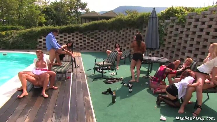 Tainster - Kathia Nobili - Lulu Martinez - veronica sanchez - natalie colt - Pool Vol. 1 Part 3 With Veronica Sanchez, Lulu Martinez And Natalie Jolie / 07.03.2021