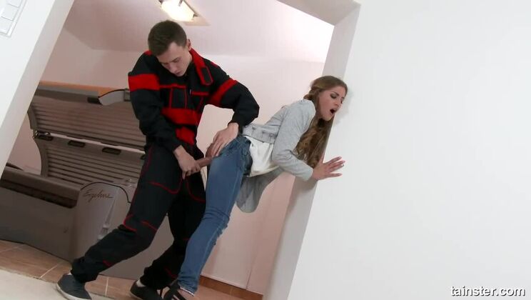 Tainster - Silvia Dellai - Silvia Dellai - Ripping Open That Denim Jeans / 21.03.2021