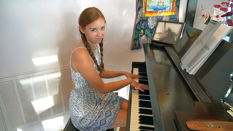 Team Skeet X Series - Brandi Braids - Derek Sharp - Naughty Brandi / 01.02.2022