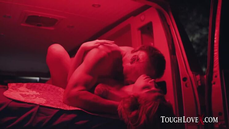 Tough Love X - Scarlett Mae - Scarlett Mae In Red Riding Hood X / 10.05.2021
