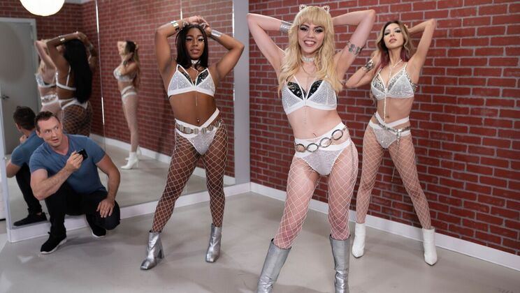 Trans Angels - Pierce Paris - Kate Zoha - Selene Santos - Fuck-A-Fan / 24.09.2021