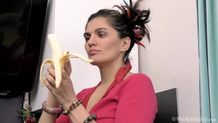 We Are Hairy - Ananda Ray Masturbates While Enjoying A Drink / 19.05.2021